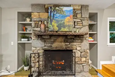 Image de Sweet Summer at Chimney Rock + Lake Lure