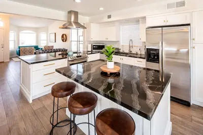 Image de Modern Desert Oasis | Near Dt Gilbert | Pool +4Bd