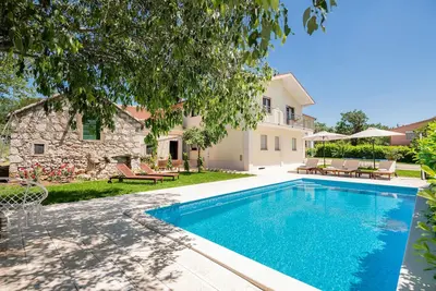 Image de Superbe maison de 5 chambres à Lovrec