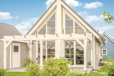 Image de Belle maison à Zerpenschleuse avec.