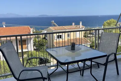Image de Cozy apt. 5 minutes from Kokkino Limanaki beach and close to airport