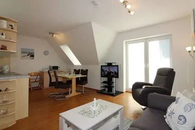 Image de Rdh-1. 04, 4 pers. , approx. 52sqm (H) - Seepark Burhave / Thatched roof house 1