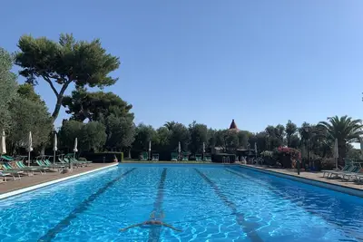 Image de Apartment in a residence with beautiful semi-Olympic swimming pool
