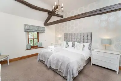 Bridge House Apartment 3 -  an apartment that sleeps 6 guests  in 3 bedrooms