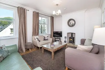 7 The Townhouses -  a house that sleeps 8 guests  in 4 bedrooms