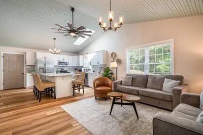 Image de Lake Escape's Cottage on the Cove