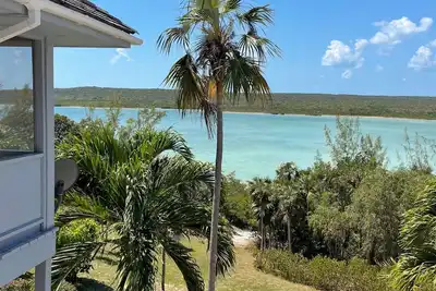Image de Waterfront Home on Exclusive Windermere Island, Club w\/Pool, Tennis, Gym