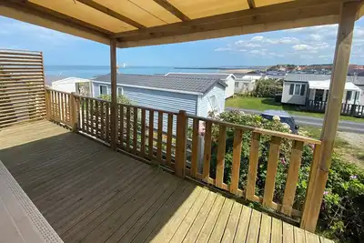 Image de Bord de mer mobil-home tout confort vue sur la<br>Mer camping Le Phare D'Opale