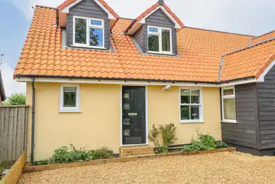Image de Walnut Shade, pet friendly, with a garden in Old Buckenham
