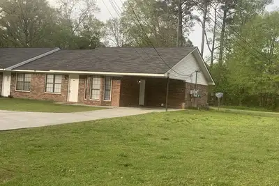 Image de Cheerful 2 Bedroom 2 Bath Duplex in West Rome Ga