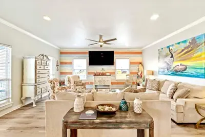 Image de Gated⎈Coastal Getaway⎈Beach Access⎈Full Amenities!
