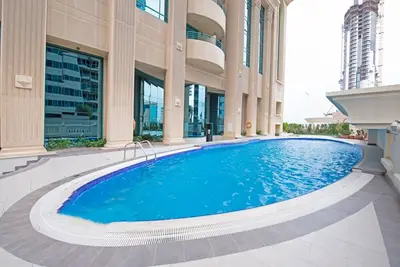 Image de Modern Luxury 2bhk In Marina Crown
