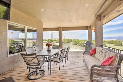 Image de Deck + Boat-Friendly Garage: Pueblo West Home!