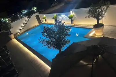 Image de Welcome to Villa Kalina!