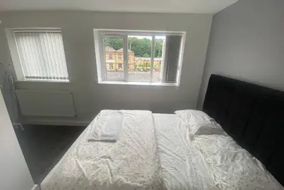 Image de Entire Modern House Halifax