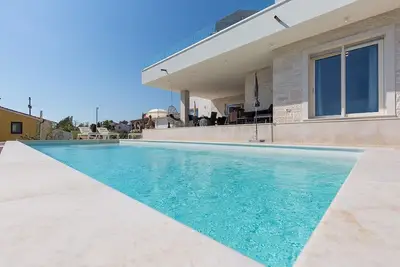 Image de Villa Carimelli with pool and Whirlpool