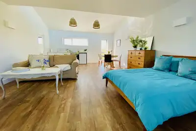 Image de Cosy countryside retreat, edge of Frome near Bath. Pets welcome.