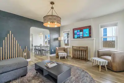 Image de Pikes Adventure! Apartment w Game Room & Fire Pit