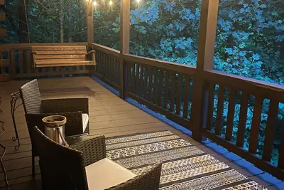 Image de Private Spring Getaway! Pet Friendly!