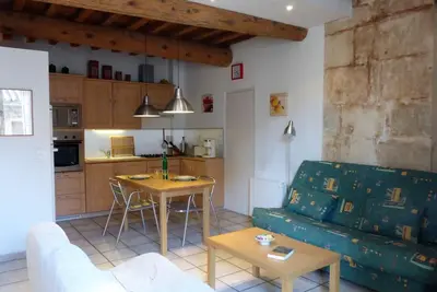 Image de Maisonnette dans village au cœur des Alpilles