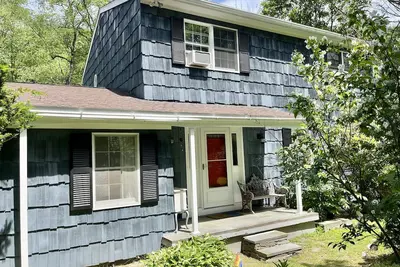Image de Serenity on Stony Kill: 3br Creek Front Cottage