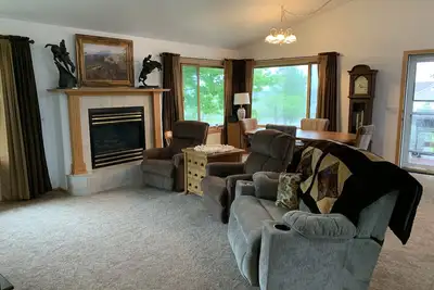 Image de Summer In Montana-the Cottage is ready for your stay!