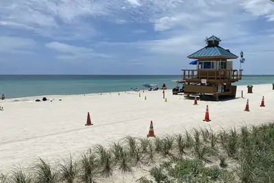 Image de Beachfront condo in Miami!