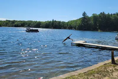 Image de Tranquility awaits you on Traverse City's, Spider Lake.
