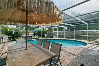 Image de Sarasota Vacation Paradise. Heated Pool + Spa