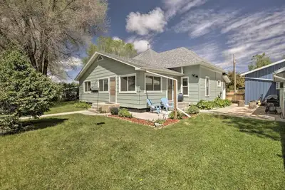 Image de Walkable Ten Sleep House w/ Patio & Sunroom!