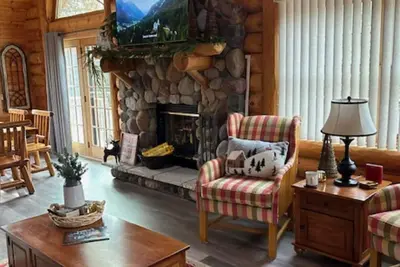 Image de Cozy Log Cabin, Friendship, Wi-near Trails and Lakes
