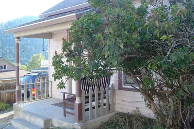 Image de Li'l Cottage On Clear Creek en argent historique Plume Hot Springs et ski cool