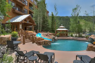 Image de Gondola-side, oversized 1 Br. Pool, 2 hot tubs, in the heart of Keystone village