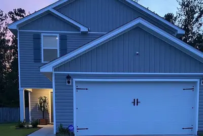 Image de Brand New Smart Home, close to downtown Ocean Springs and the Beach