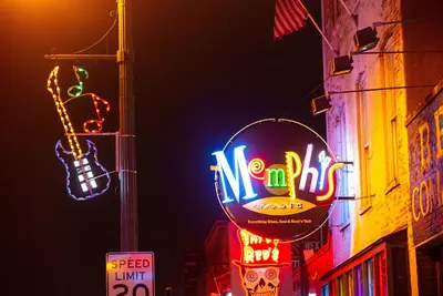 Image de Cozy 1br Apt In Downtown Memphis! Walk to Beale!
