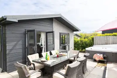 Image de Foxglove Lodge, 31 Roadford Lake Lodges