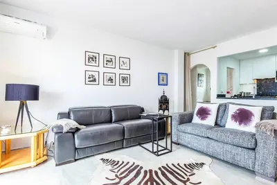 Image de Appartement Mirador de Calahonda 80 avec vue sur la mer, piscine partagée et Wi-Fi.