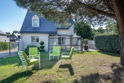 Image de Maison pour 8 - Piscine - 950m de la mer