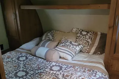 Image de Rent thus wonderful Huge camper with Outdoor Kitchen!