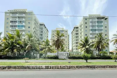 Image de Harmony 3br Oceanfront Condo in Avenida España w/Pool