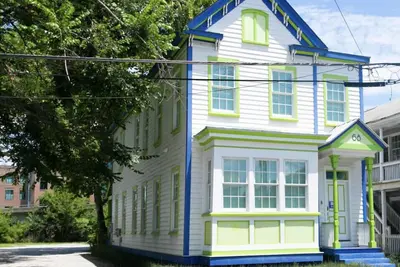 Image de Kings Corner- Entire Historic Charleston House Off King Street