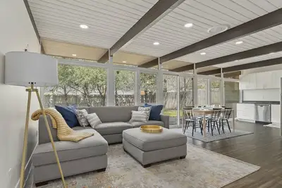 Image de New 5 bd(2 families) near downtown & ski resorts