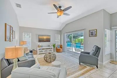 Image de Haven Hideaway with Saltwater Pool 3br Sleeps 8