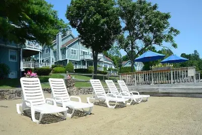 Image de Lakeside Condo on beautiful Lake George