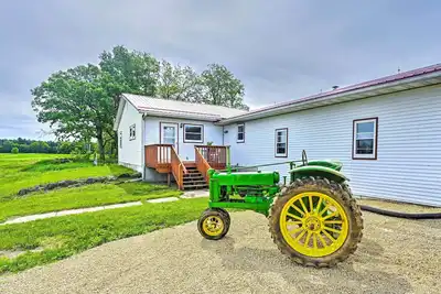 Image de Stunning Wisconsin Retreat on Active Farm!