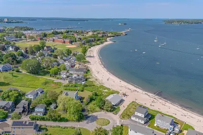 Image de Arlie's Digs! - One Block To Willard Beach!