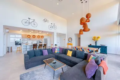 Image de Jacobay 61001 Luxury ocean view penthouse