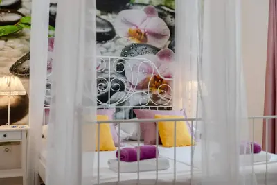 Image de Appartement d'une chambre avec le balcon et la vue sur le mer Banjol, Rab (A-19804-c)