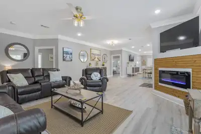 Image de Beautiful new home just mins to the beach, aquarium, Buc-Ees, and Downtown!