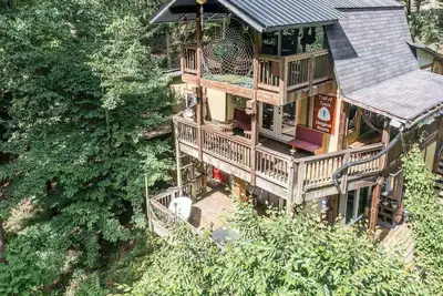 Image de 10% Off 3+ Nights! Escape to Edward – The Hut